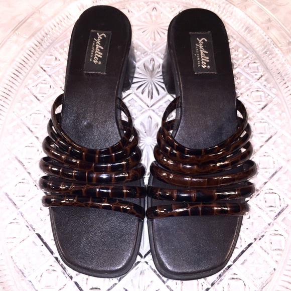Seychelles Shoes - Seychelles Tortoise Print Sandals, size 8.5M